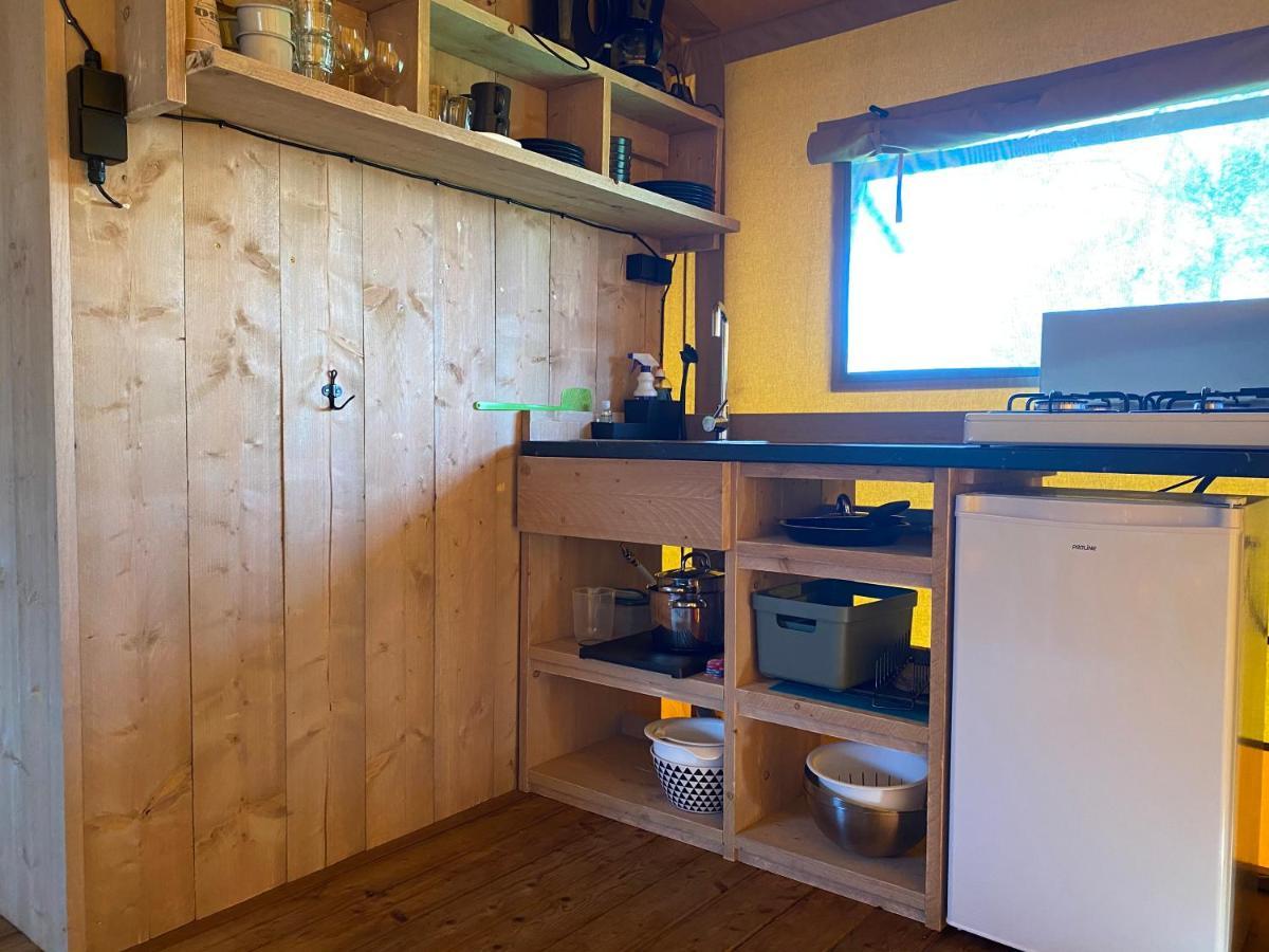 Camping De Vinkenkamp Lieren Екстериор снимка