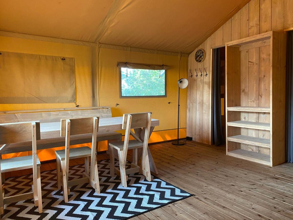 Camping De Vinkenkamp Lieren Екстериор снимка