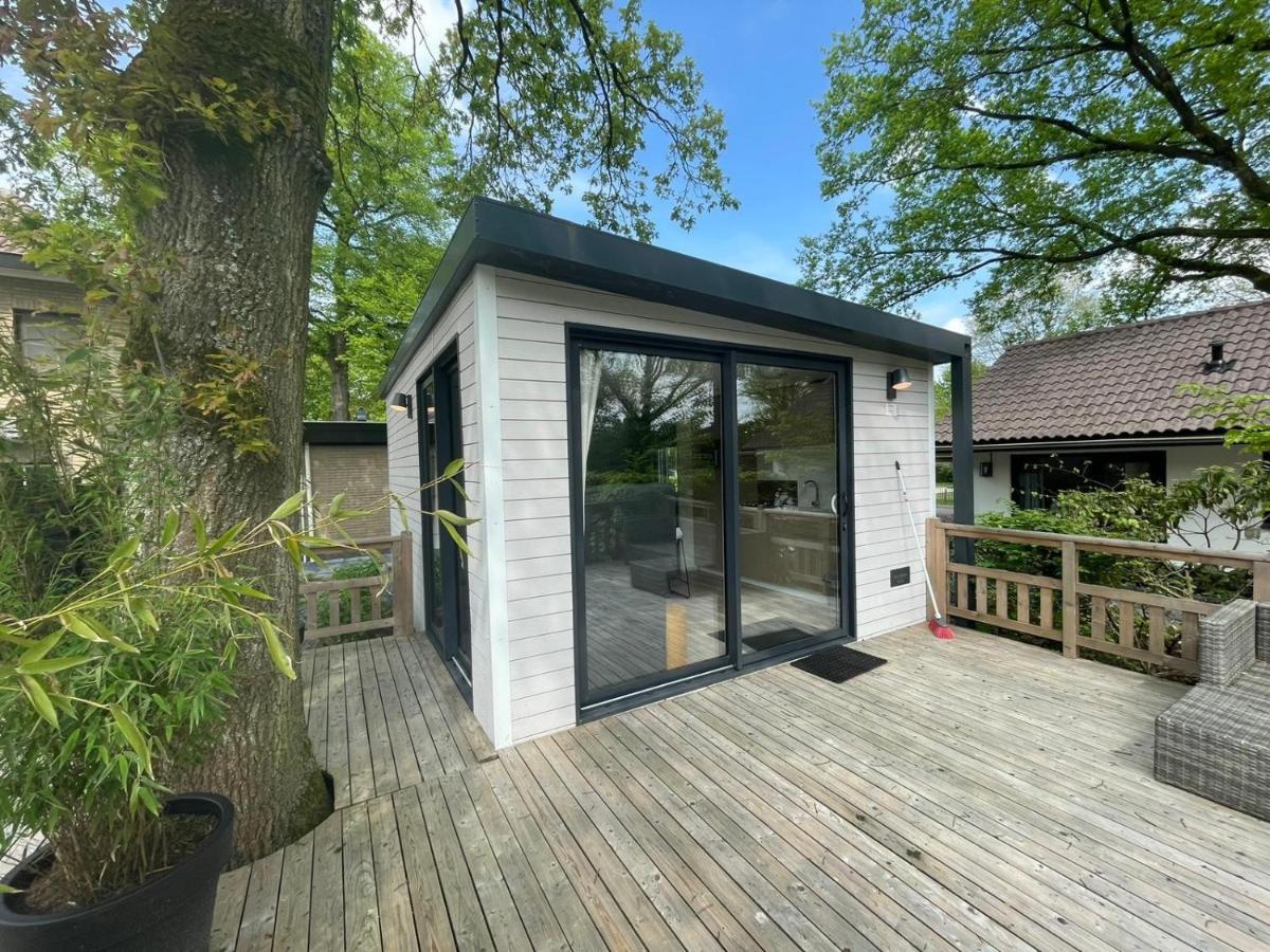 Camping De Vinkenkamp Lieren Екстериор снимка