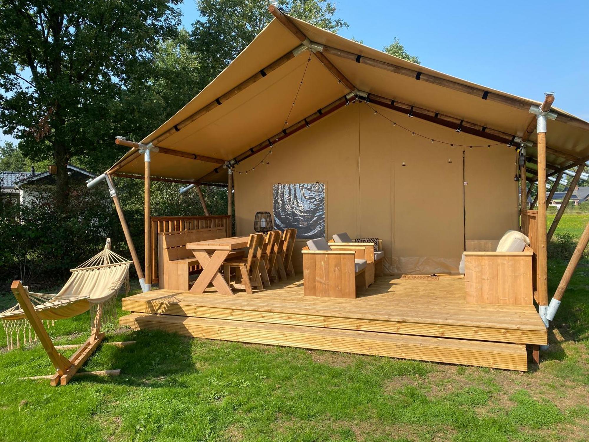 Camping De Vinkenkamp Lieren Екстериор снимка
