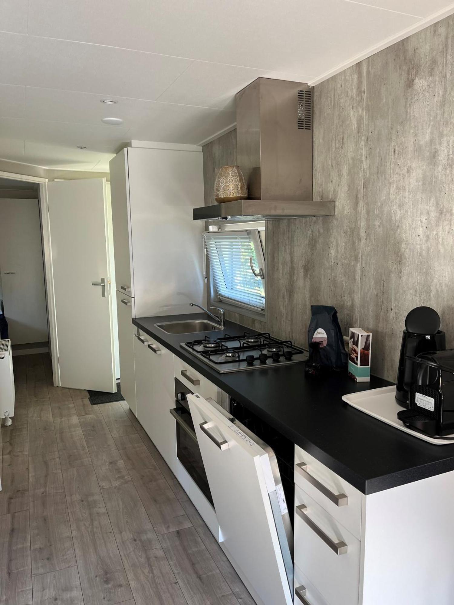 Camping De Vinkenkamp Lieren Екстериор снимка